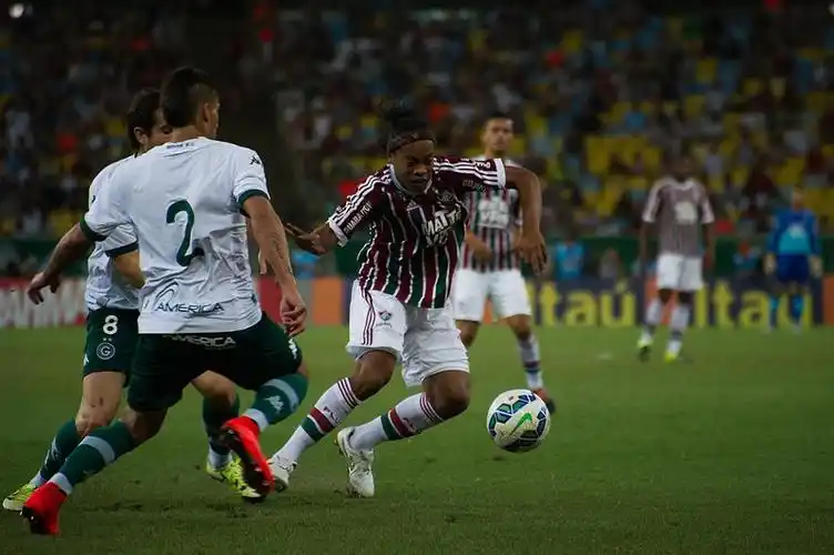 场比赛中 场比赛中