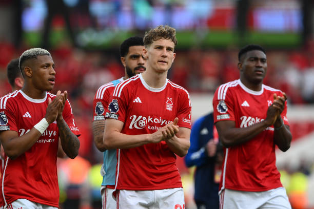 乌突入禁区 乌突入禁区